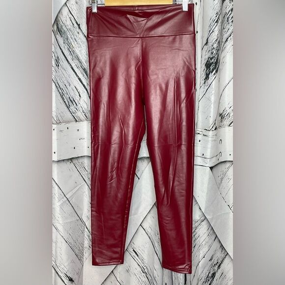 Burgundy faux leather high waisted leggings M - Picture 2 of 5